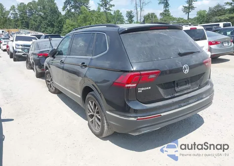 2021 Volkswagen Tiguan 2.0T Se/2.0T Se R-Line Black/2.0T Sel z USA, uszkodzony, nr VIN 3VV3B7AX7MM030418